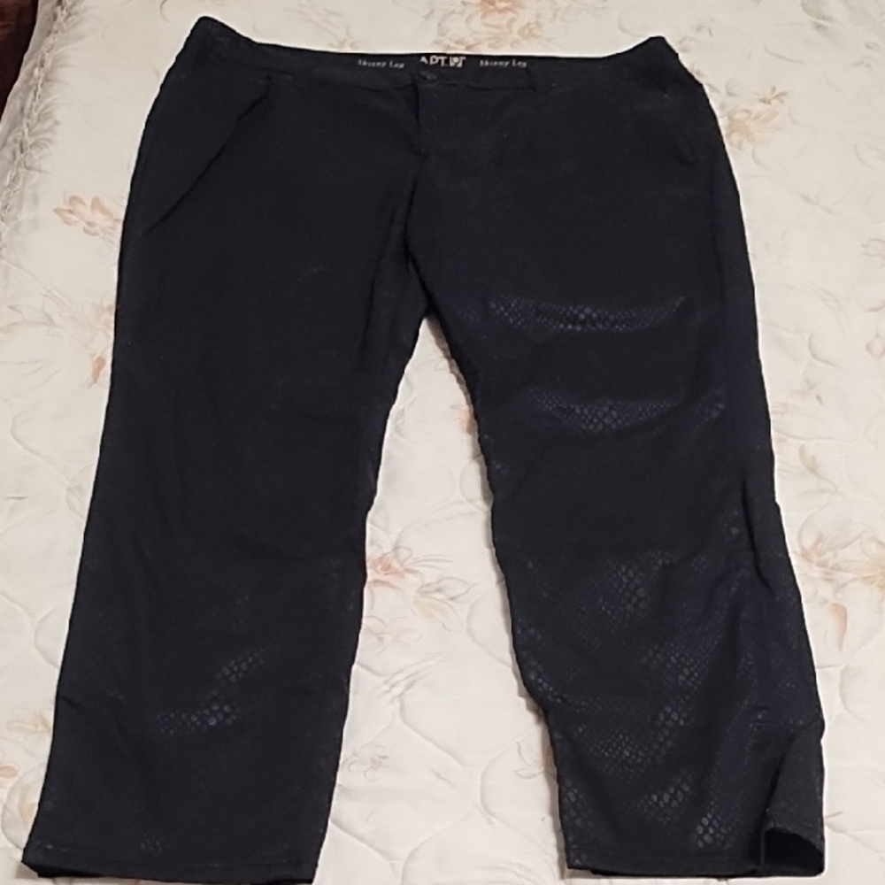 Apt. 9 Women's Dark Gray Skinny Leg Chinos